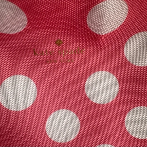 Kate Spade Pink and White Polka Dot Large Insulated Cooler Bag NWT - Picture 3 of 4